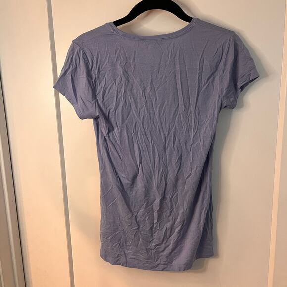J.Crew 365 Light Blue Stretch Short Sleeve T-Shirt Size XS - Picture 2 of 7